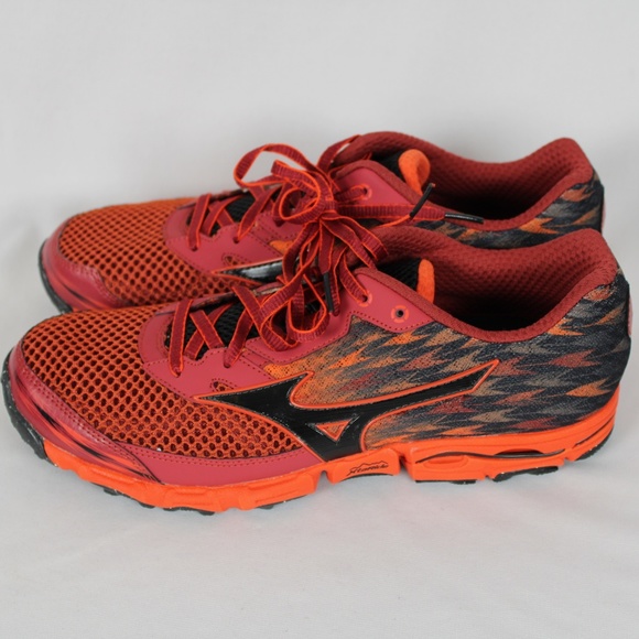 Mizuno WAVE HAYATE 2 Running Training Shoes NEW - Picture 3 of 7